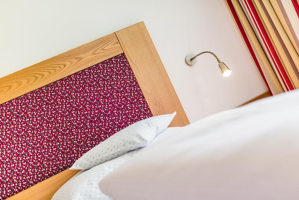 Hotel Stefaner ตีเรส ห้อง รูปภาพ