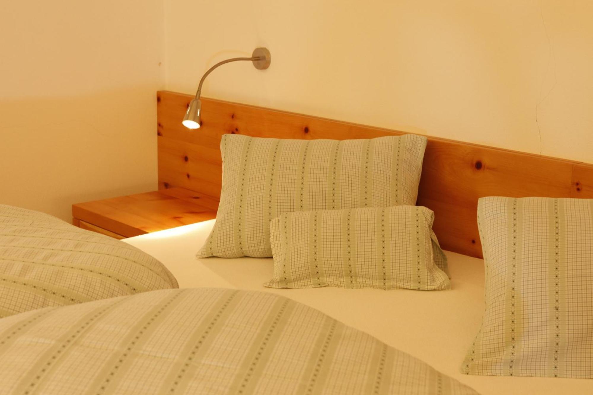 Hotel Stefaner ตีเรส ภายนอก รูปภาพ